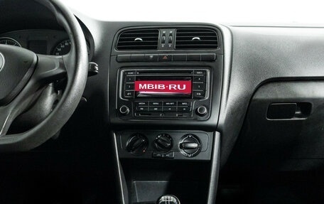 Volkswagen Polo VI (EU Market), 2016 год, 549 585 рублей, 14 фотография