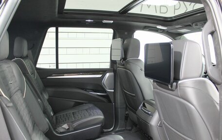 Cadillac Escalade V, 2024 год, 19 100 000 рублей, 28 фотография