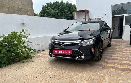 Toyota Camry, 2017 год, 2 290 000 рублей, 20 фотография