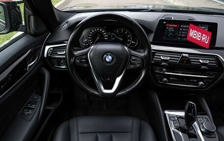 BMW 5 серия, 2017 год, 2 850 000 рублей, 11 фотография