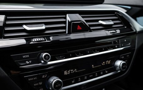 BMW 5 серия, 2017 год, 2 850 000 рублей, 19 фотография