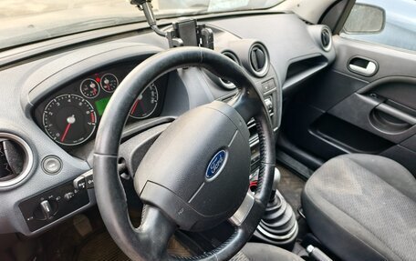 Ford Fiesta, 2007 год, 290 000 рублей, 9 фотография