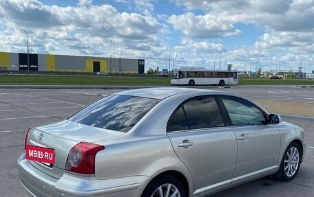 Toyota Avensis III рестайлинг, 2006 год, 690 000 рублей, 8 фотография