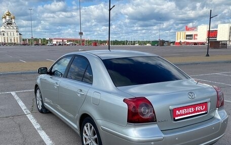 Toyota Avensis III рестайлинг, 2006 год, 690 000 рублей, 7 фотография