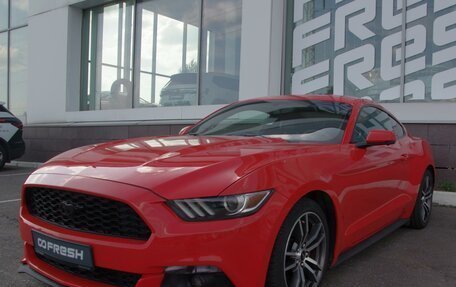 Ford Mustang VI рестайлинг, 2016 год, 3 000 000 рублей, 6 фотография