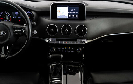KIA Stinger I, 2018 год, 2 599 000 рублей, 18 фотография