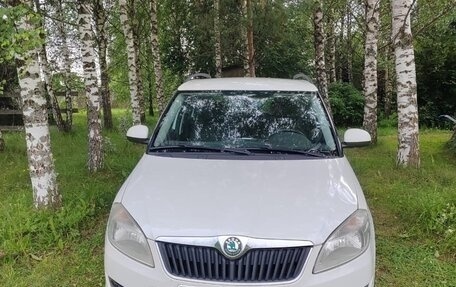 Skoda Fabia II, 2011 год, 750 000 рублей, 2 фотография