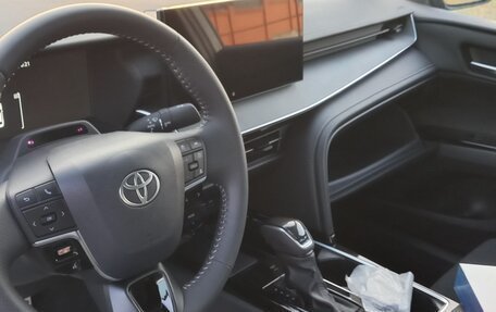 Toyota Camry, 2025 год, 3 850 000 рублей, 8 фотография
