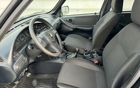 Chevrolet Niva I рестайлинг, 2019 год, 670 000 рублей, 9 фотография