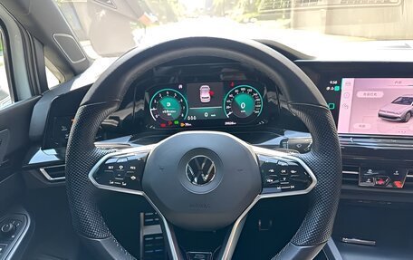 Volkswagen Golf VIII, 2021 год, 2 300 000 рублей, 14 фотография