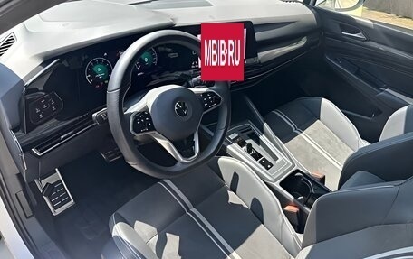 Volkswagen Golf VIII, 2021 год, 2 300 000 рублей, 10 фотография
