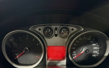 Ford Focus II рестайлинг, 2011 год, 750 000 рублей, 8 фотография