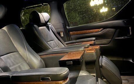 Toyota Alphard III, 2017 год, 3 999 000 рублей, 6 фотография