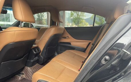 Lexus ES VII, 2022 год, 3 065 000 рублей, 5 фотография