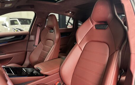 Porsche Panamera, 2025 год, 30 312 300 рублей, 10 фотография