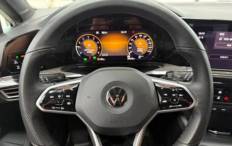 Volkswagen Golf VIII, 2021 год, 1 490 027 рублей, 10 фотография