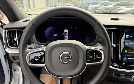 Volvo S60 III, 2024 год, 3 600 000 рублей, 10 фотография