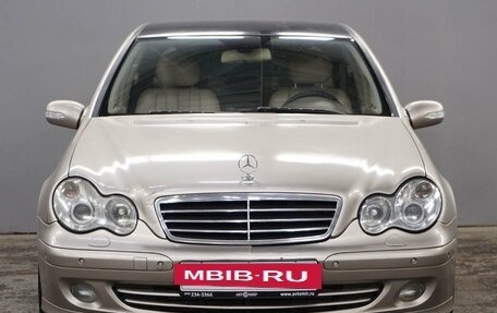 Mercedes-Benz C-Класс, 2004 год, 645 000 рублей, 2 фотография