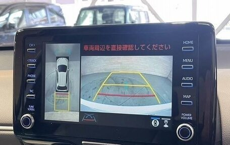 Toyota Yaris, 2022 год, 927 000 рублей, 5 фотография