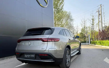 Mercedes-Benz EQC, 2021 год, 3 000 000 рублей, 4 фотография