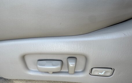 Lexus LX II, 2000 год, 1 650 000 рублей, 23 фотография