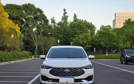 Ford Escort, 2021 год, 1 100 000 рублей, 2 фотография