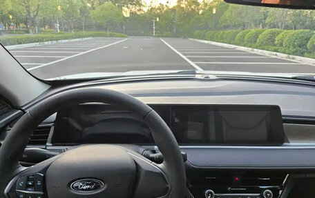 Ford Escort, 2021 год, 1 100 000 рублей, 10 фотография