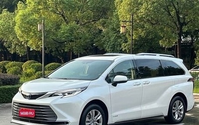Toyota Sienna, 2022 год, 3 600 000 рублей, 1 фотография