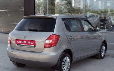 Skoda Fabia II, 2011 год, 800 000 рублей, 5 фотография