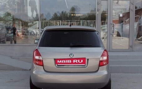 Skoda Fabia II, 2011 год, 800 000 рублей, 6 фотография