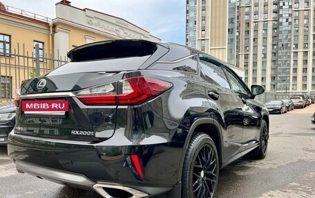 Lexus RX IV рестайлинг, 2017 год, 3 390 000 рублей, 5 фотография