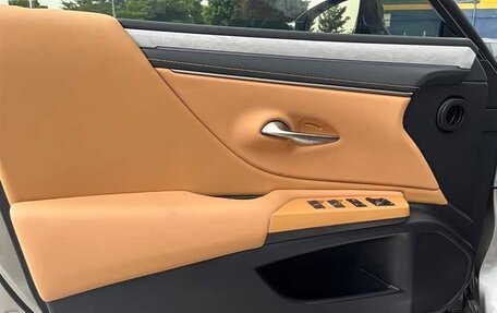Lexus ES VII, 2025 год, 5 600 000 рублей, 11 фотография