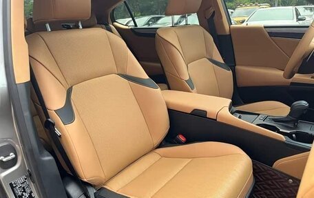 Lexus ES VII, 2025 год, 5 600 000 рублей, 13 фотография
