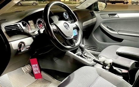 Volkswagen Jetta VI, 2013 год, 990 000 рублей, 5 фотография