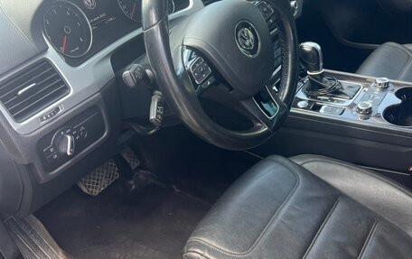 Volkswagen Touareg III, 2013 год, 1 499 000 рублей, 7 фотография