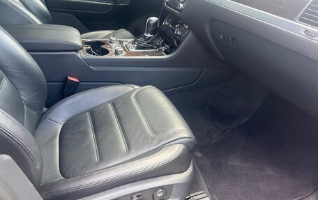 Volkswagen Touareg III, 2013 год, 1 499 000 рублей, 11 фотография