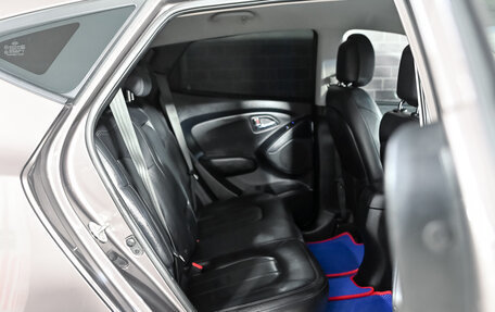 Hyundai ix35 I рестайлинг, 2011 год, 1 200 000 рублей, 20 фотография
