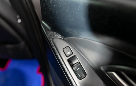 Hyundai ix35 I рестайлинг, 2011 год, 1 200 000 рублей, 16 фотография