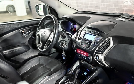 Hyundai ix35 I рестайлинг, 2011 год, 1 200 000 рублей, 15 фотография