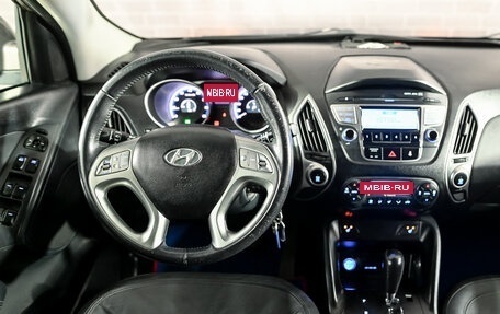 Hyundai ix35 I рестайлинг, 2011 год, 1 200 000 рублей, 17 фотография