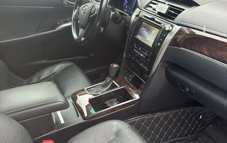 Toyota Camry, 2016 год, 1 851 000 рублей, 2 фотография