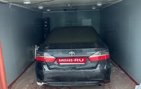 Toyota Camry, 2016 год, 1 851 000 рублей, 10 фотография