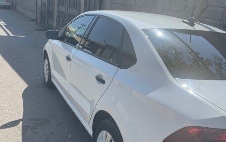 Volkswagen Polo VI (EU Market), 2018 год, 1 100 000 рублей, 4 фотография