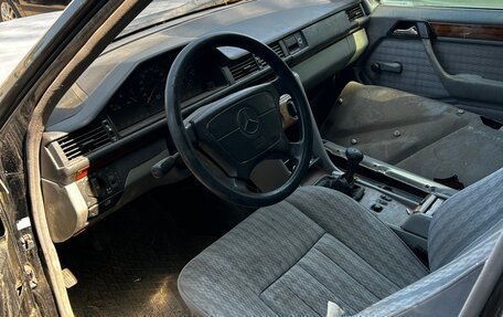 Mercedes-Benz E-Класс, 1993 год, 100 000 рублей, 7 фотография