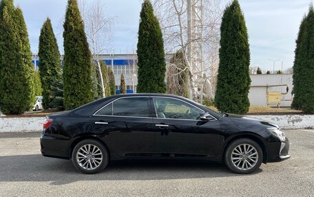 Toyota Camry, 2017 год, 2 900 000 рублей, 4 фотография