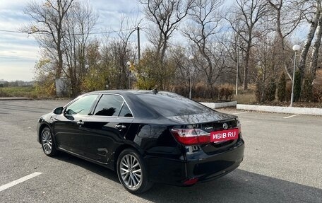 Toyota Camry, 2017 год, 2 900 000 рублей, 7 фотография