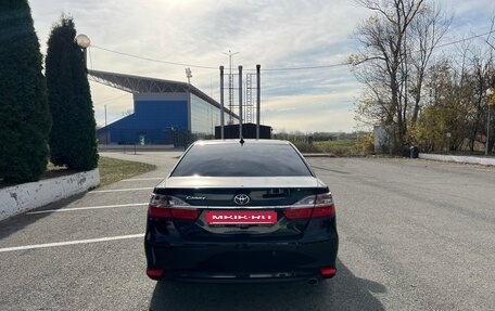 Toyota Camry, 2017 год, 2 900 000 рублей, 6 фотография