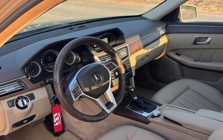 Mercedes-Benz E-Класс, 2011 год, 1 550 000 рублей, 4 фотография