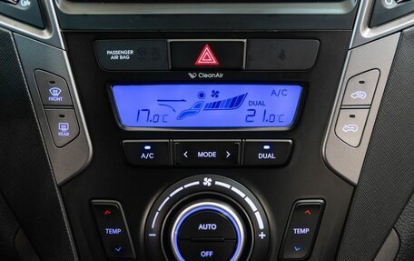 Hyundai Santa Fe III рестайлинг, 2013 год, 1 760 000 рублей, 26 фотография