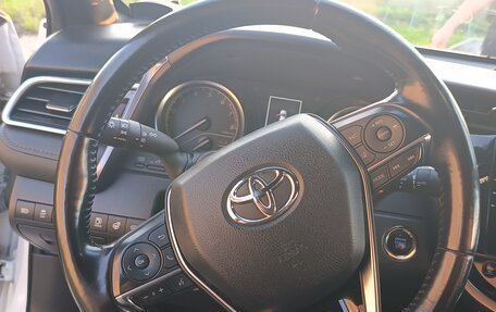 Toyota Camry, 2020 год, 2 750 000 рублей, 8 фотография